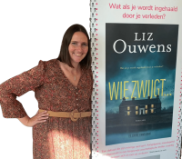 Liz_Ouwens-Wie_zwijgt